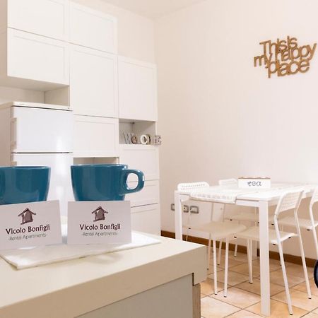 Le Stanze Di Vicolo Bonfigli Apartment โอซิโม ภายนอก รูปภาพ